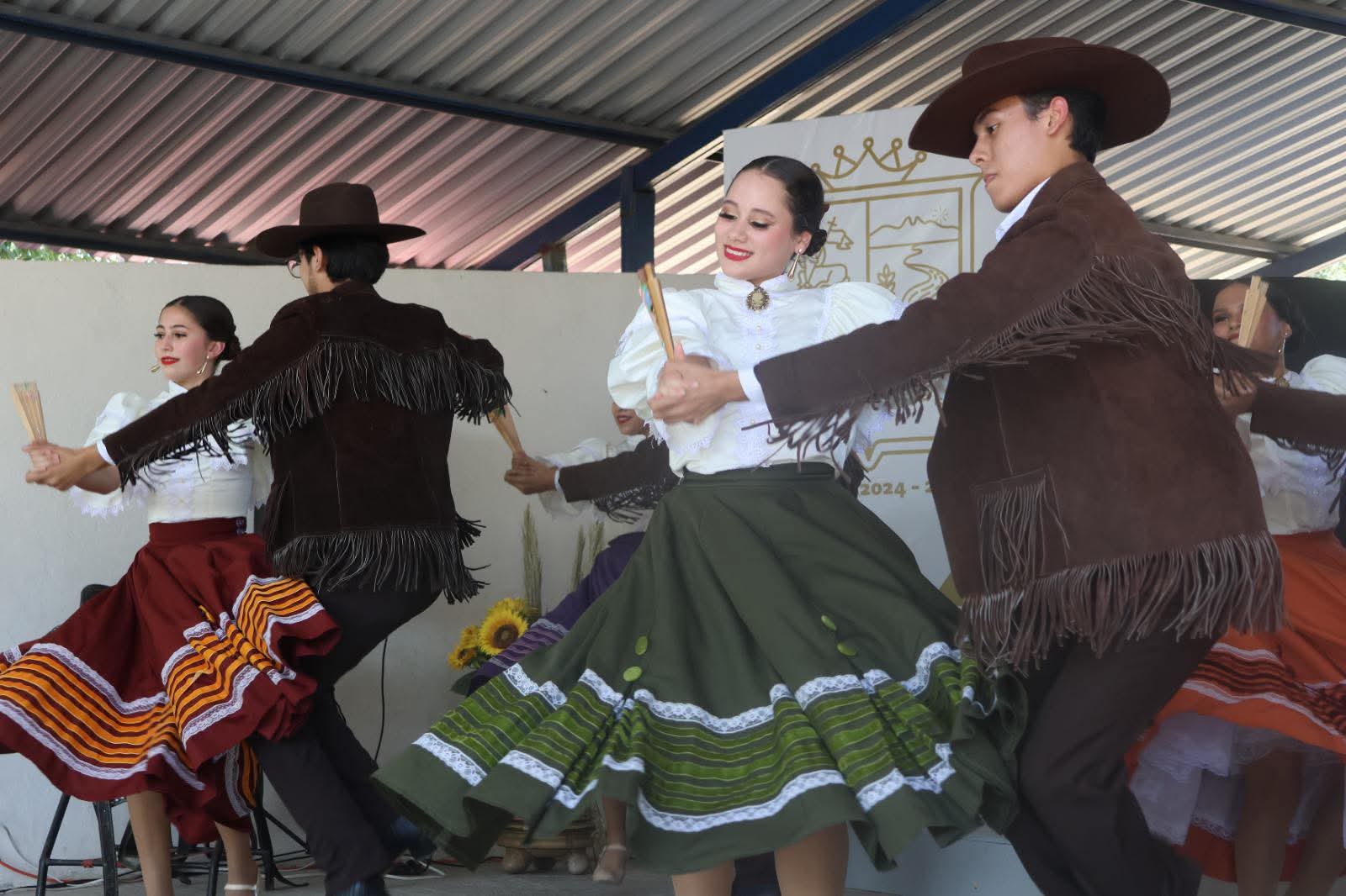 WhatsApp Image 2025-08-29 at 15.25.00 (1)