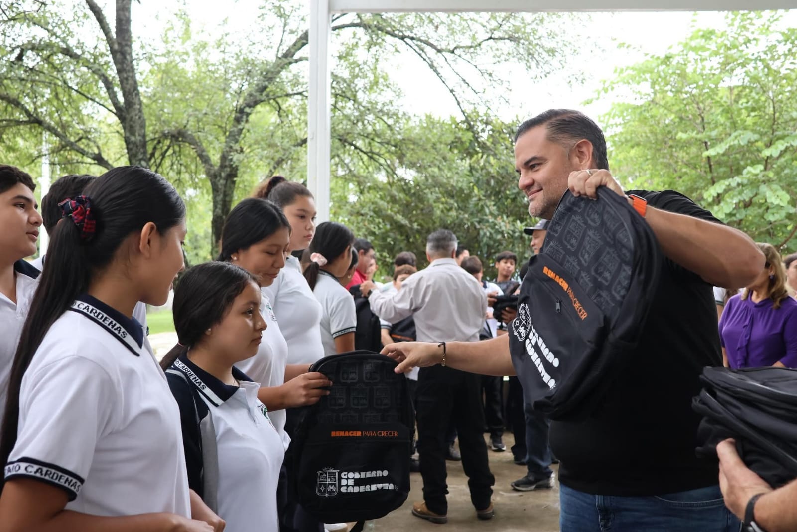 WhatsApp Image 2025-10-13 at 09.40.43