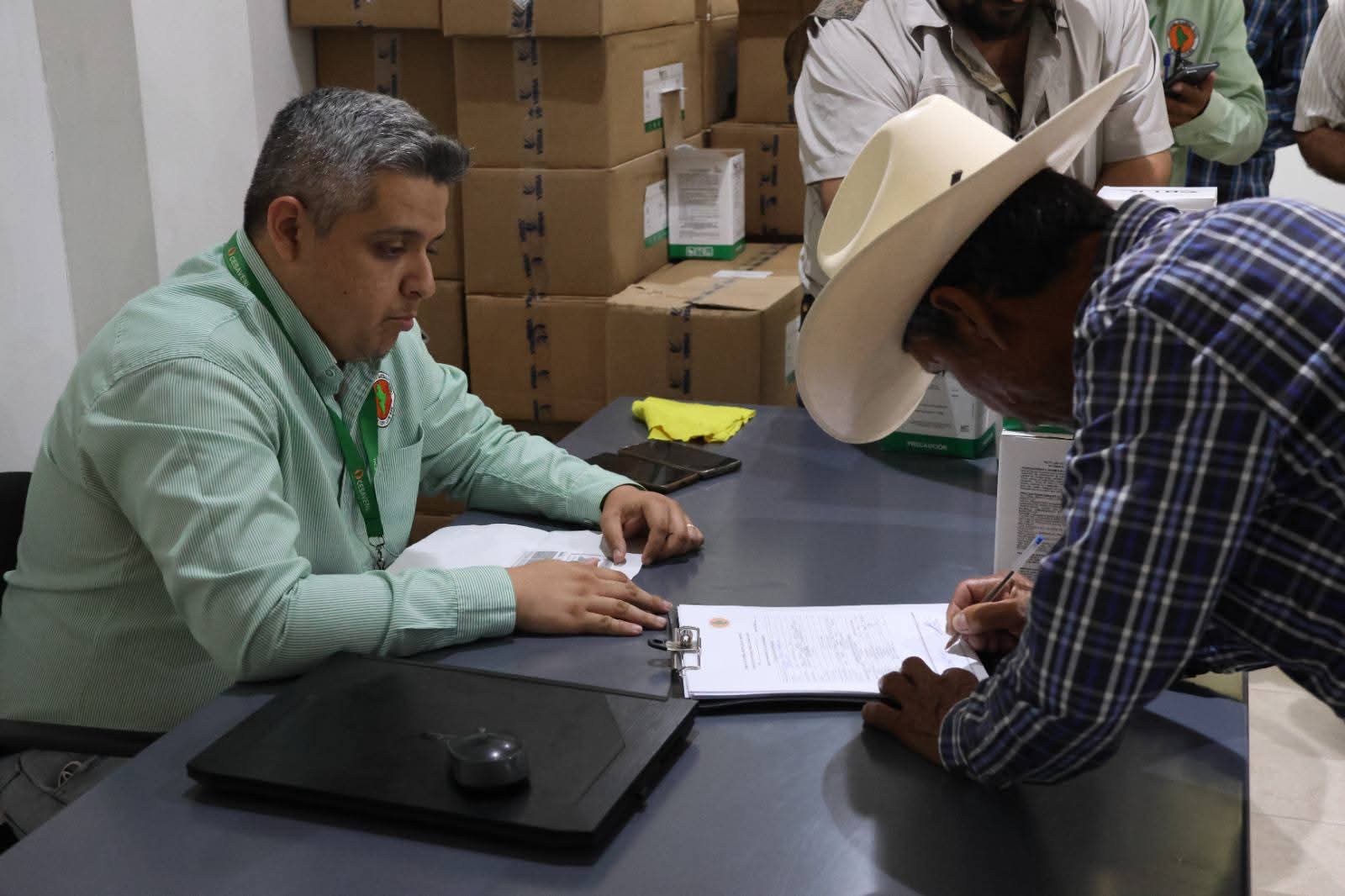 WhatsApp Image 2025-10-16 at 09.34.43 (1)