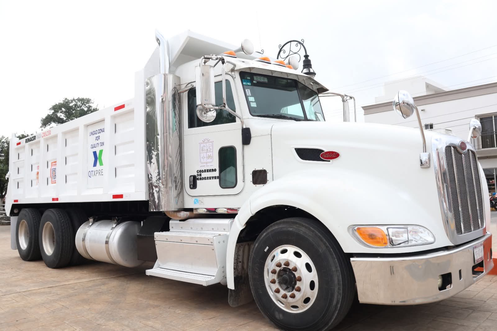 WhatsApp Image 2025-10-21 at 10.02.15 (1)