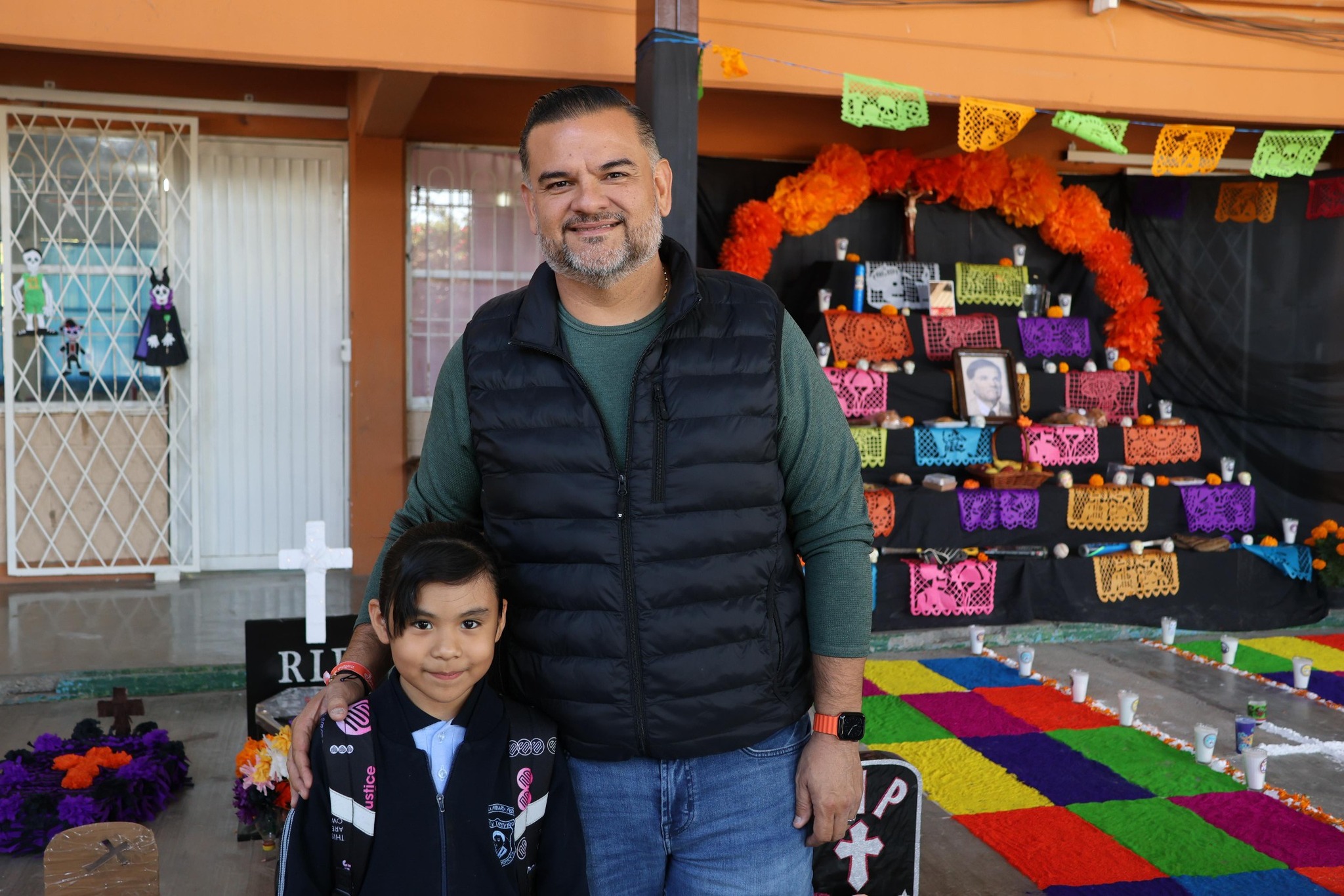 572146256_856306083592789_7436037574525540754_n