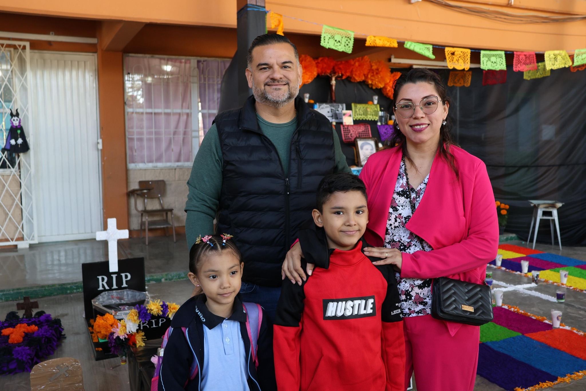 573841501_856306023592795_3718655304937607339_n