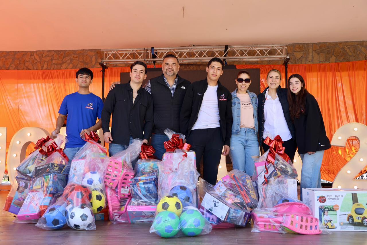 598004231_887315640491833_8228186238273615798_n