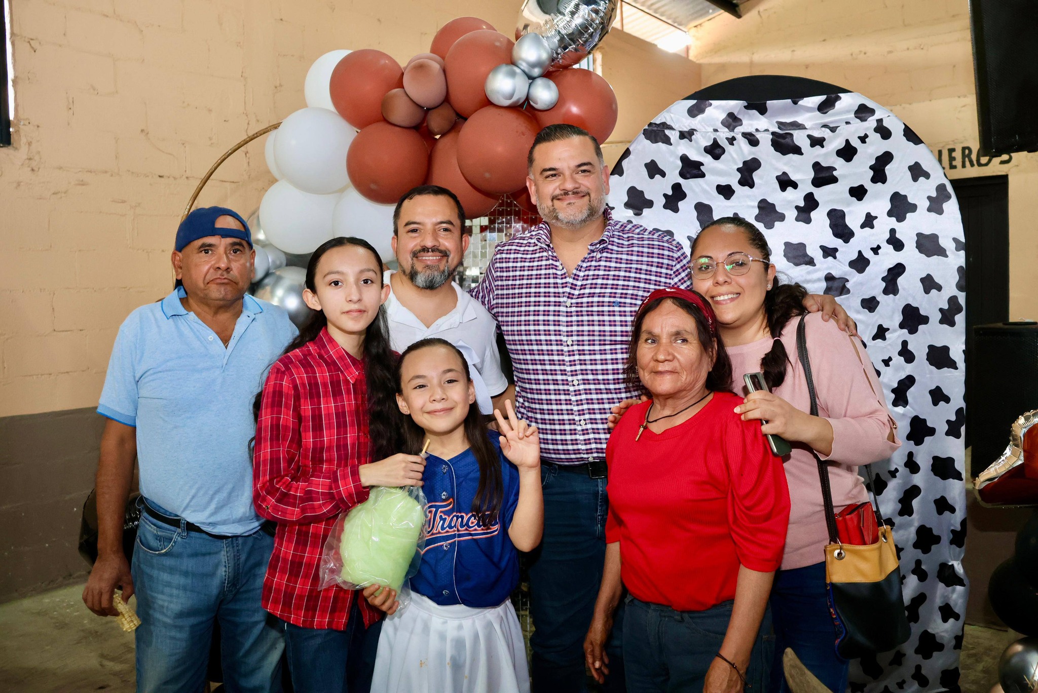 598488893_889883046901759_7442374901603050545_n