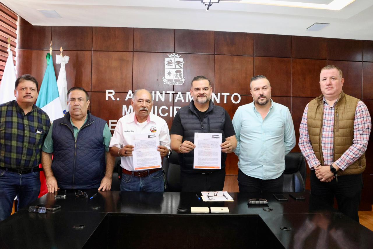 600266064_894032363153494_64443546690397853_n