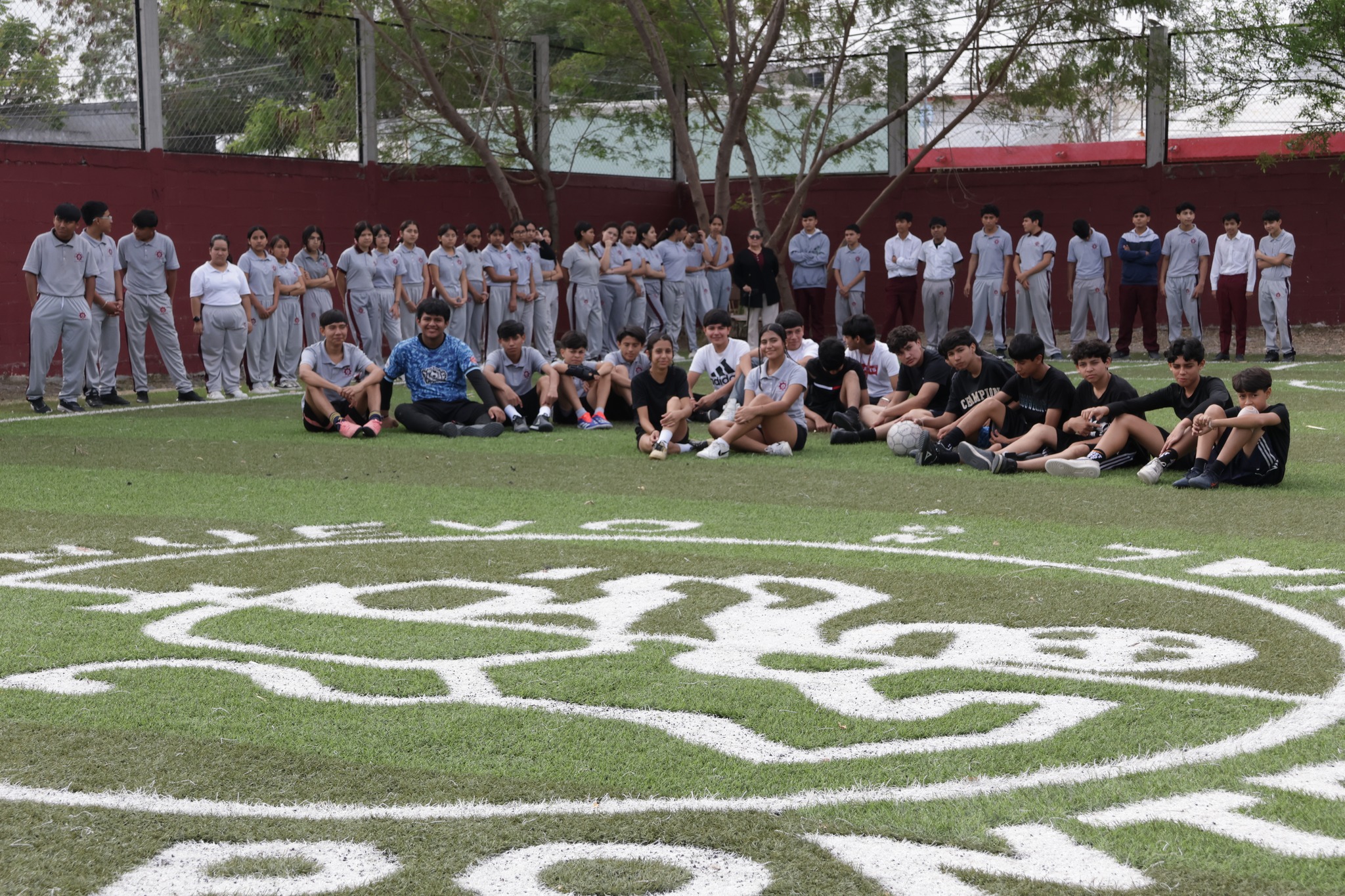 647139247_954601563763240_490302366950779144_n