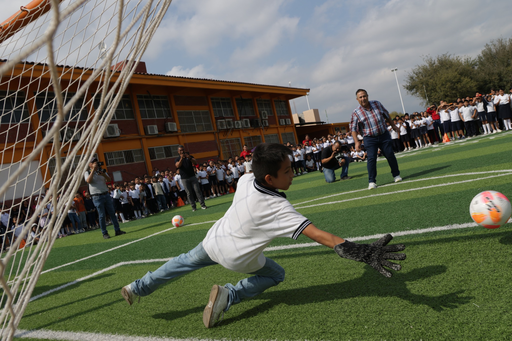 648440178_954602563763140_469346933076177541_n