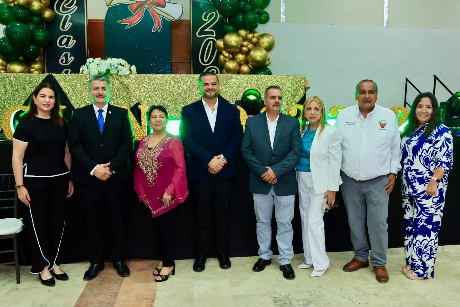 Vocación, pasión y un futuro brillante: la graduación de Jesús M. Campos