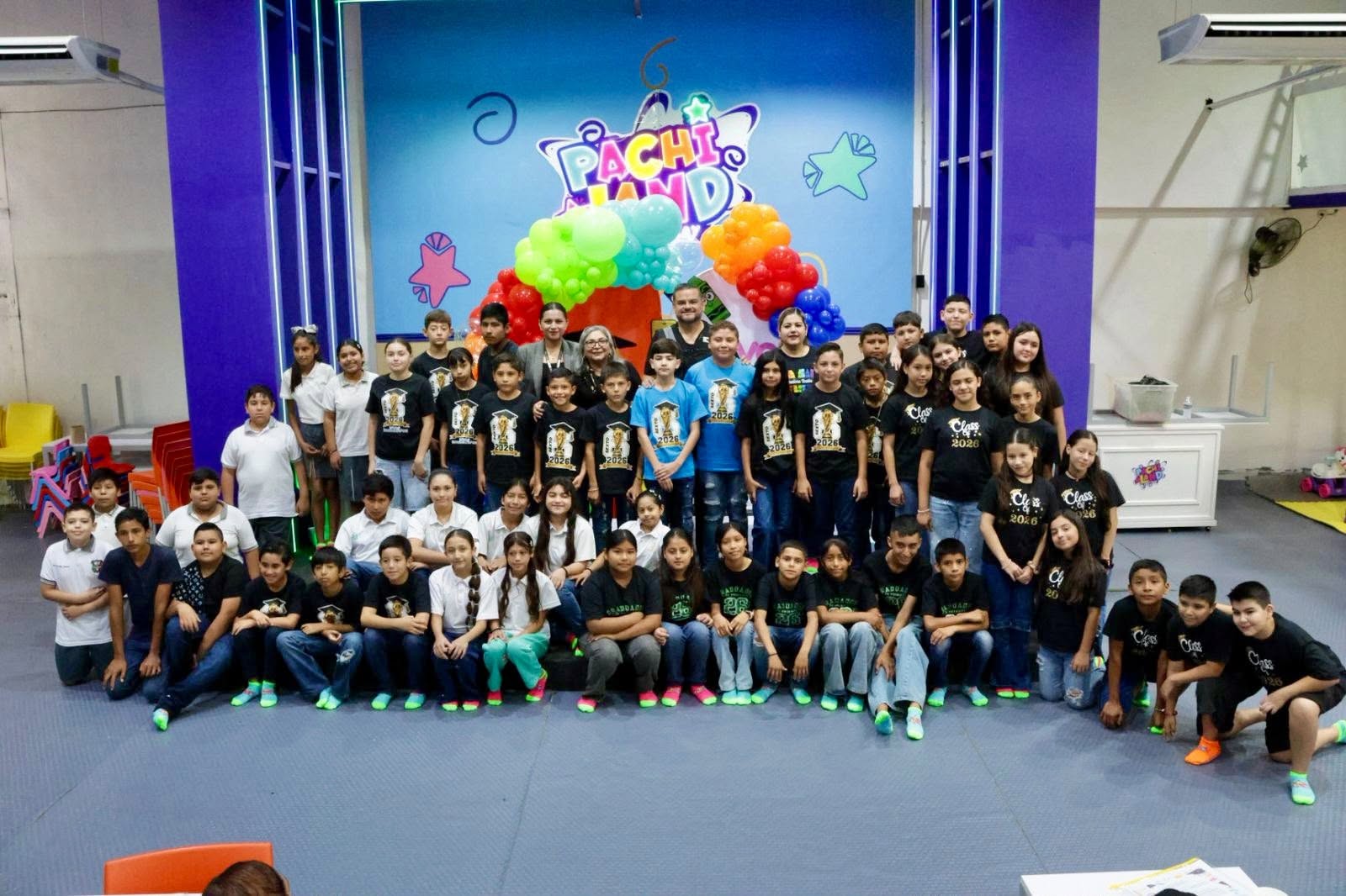 Zona Escolar 15 celebra graduación de 61 alumnos de comunidades rurales